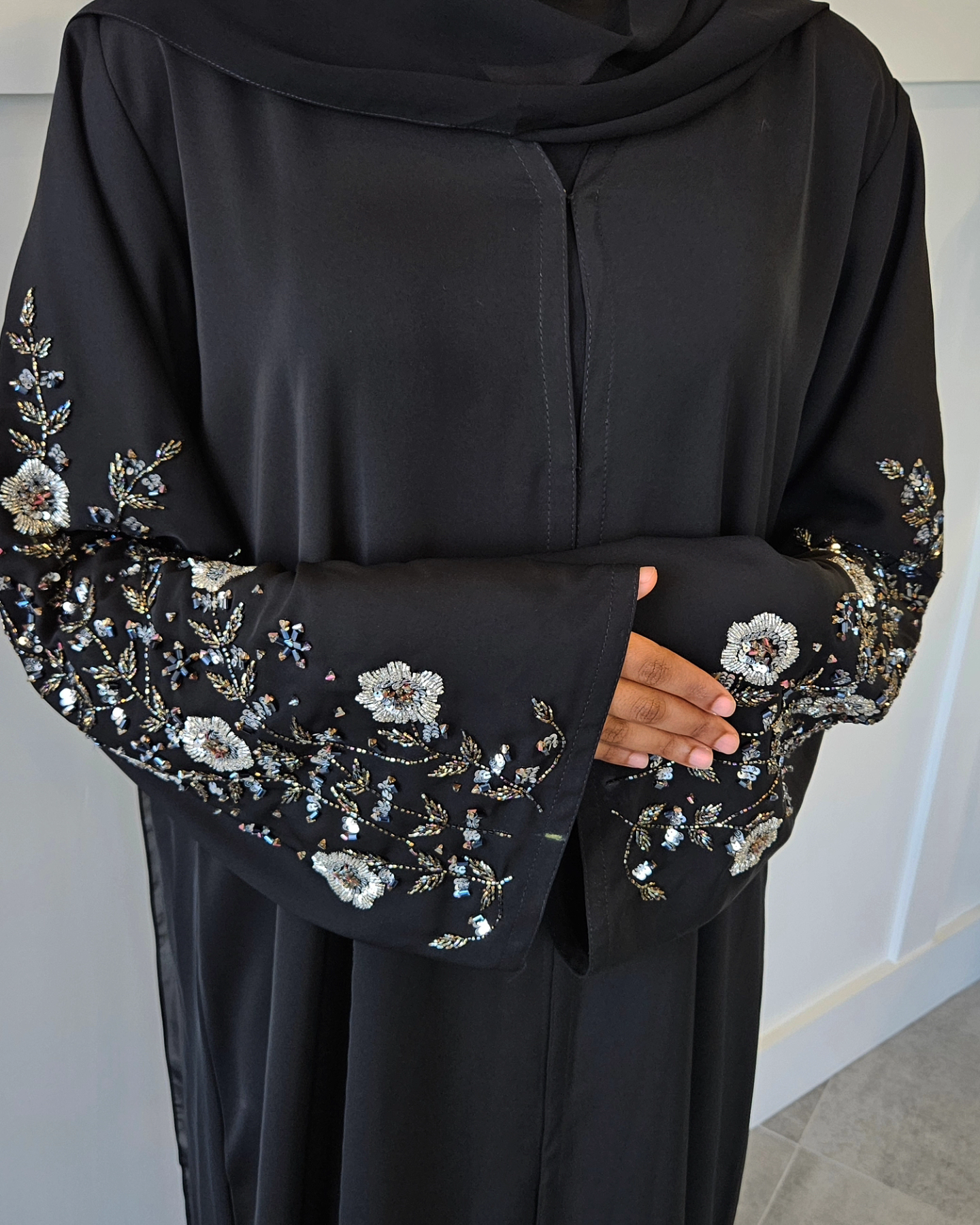Flower Thread Embroidered Dubai Abaya: Blossom Elegance