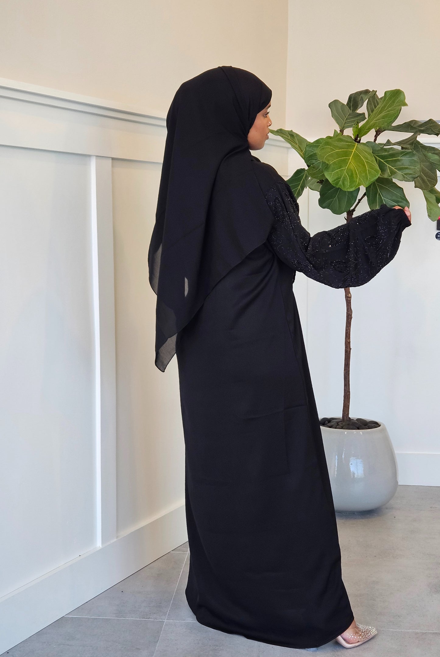 Elegance Enlace Abaya