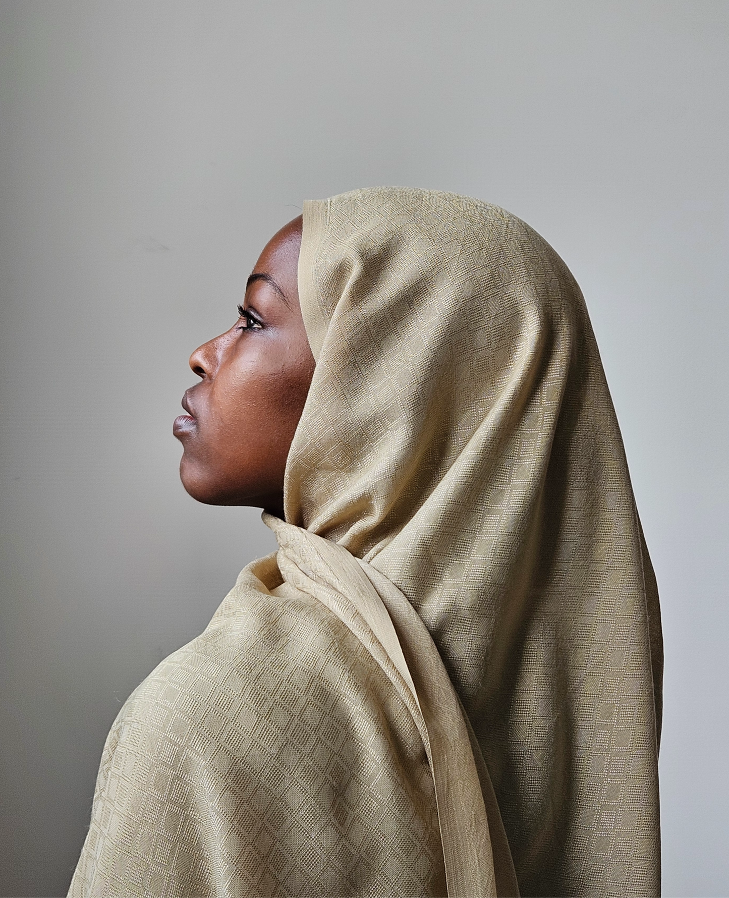 Cream Crimson Essence Hijab