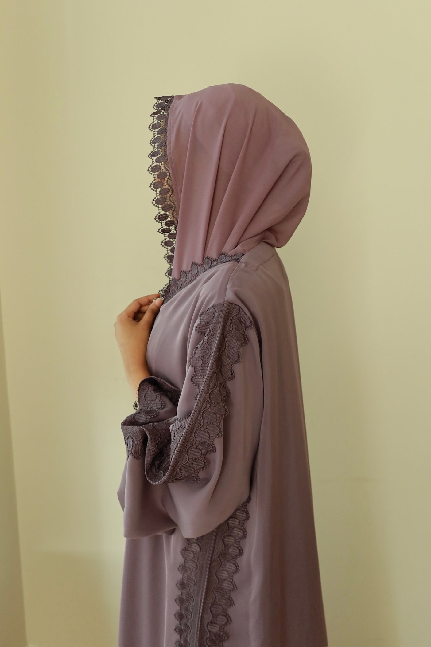 Suhaila Grace – Lilac Dusk
