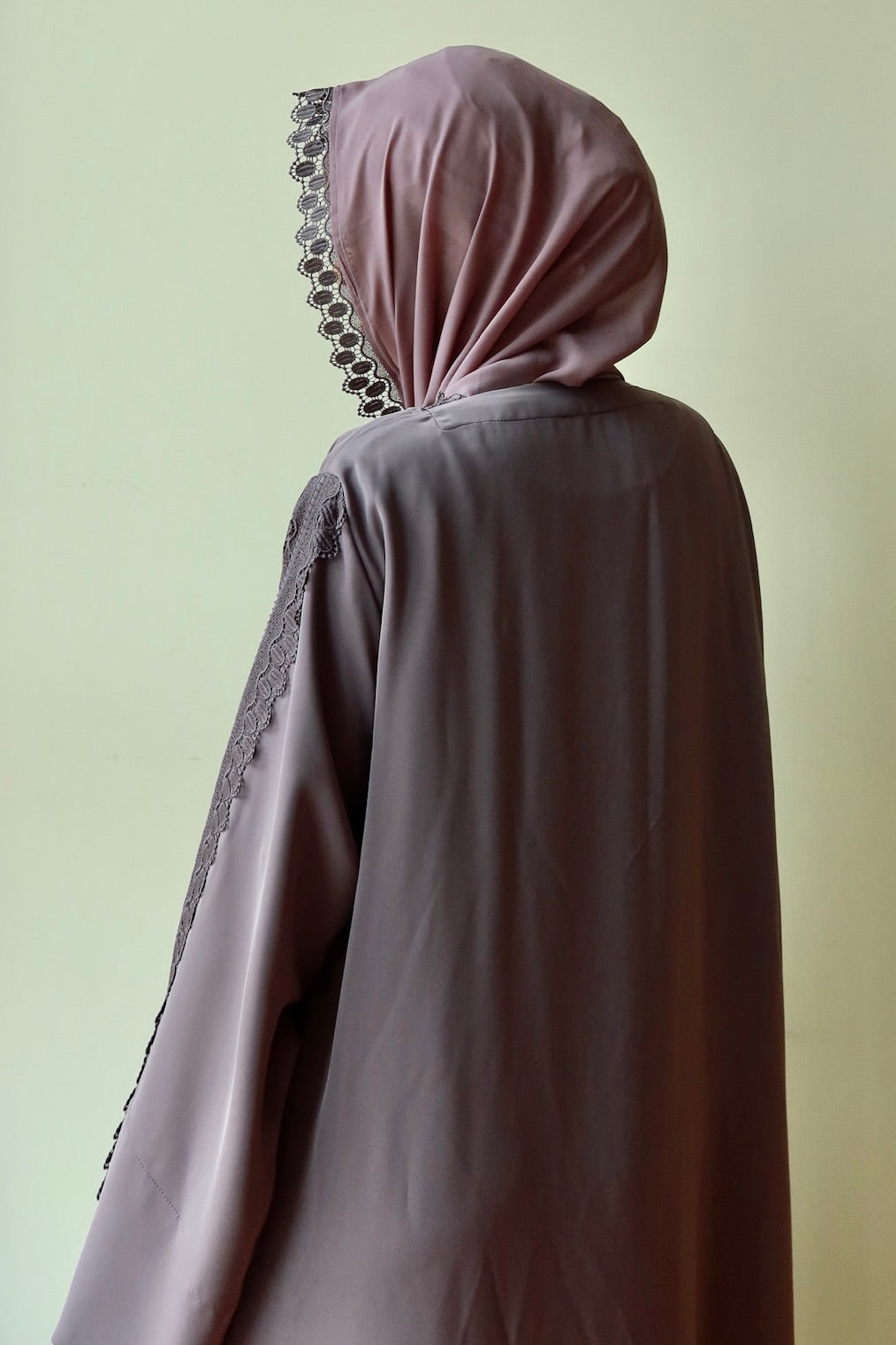Suhaila Grace – Lilac Dusk