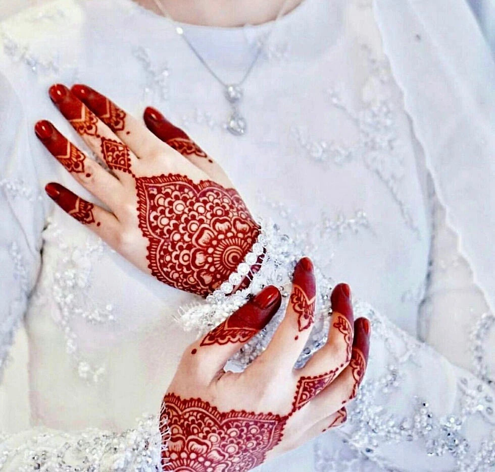 Maharani Fresh Henna Cone traditional mehndi design on hands with intricate bridal henna patterns and decorative artwork