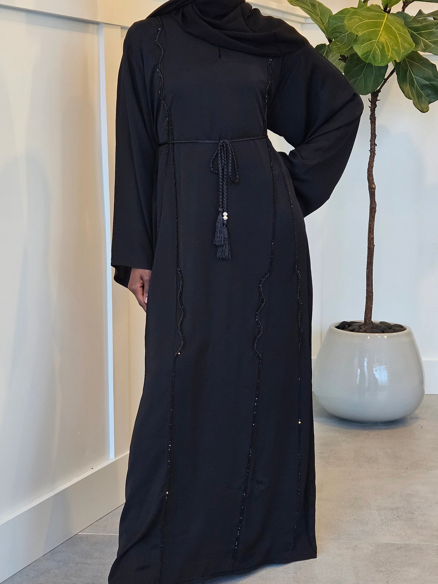 Ebony Elegance Abaya