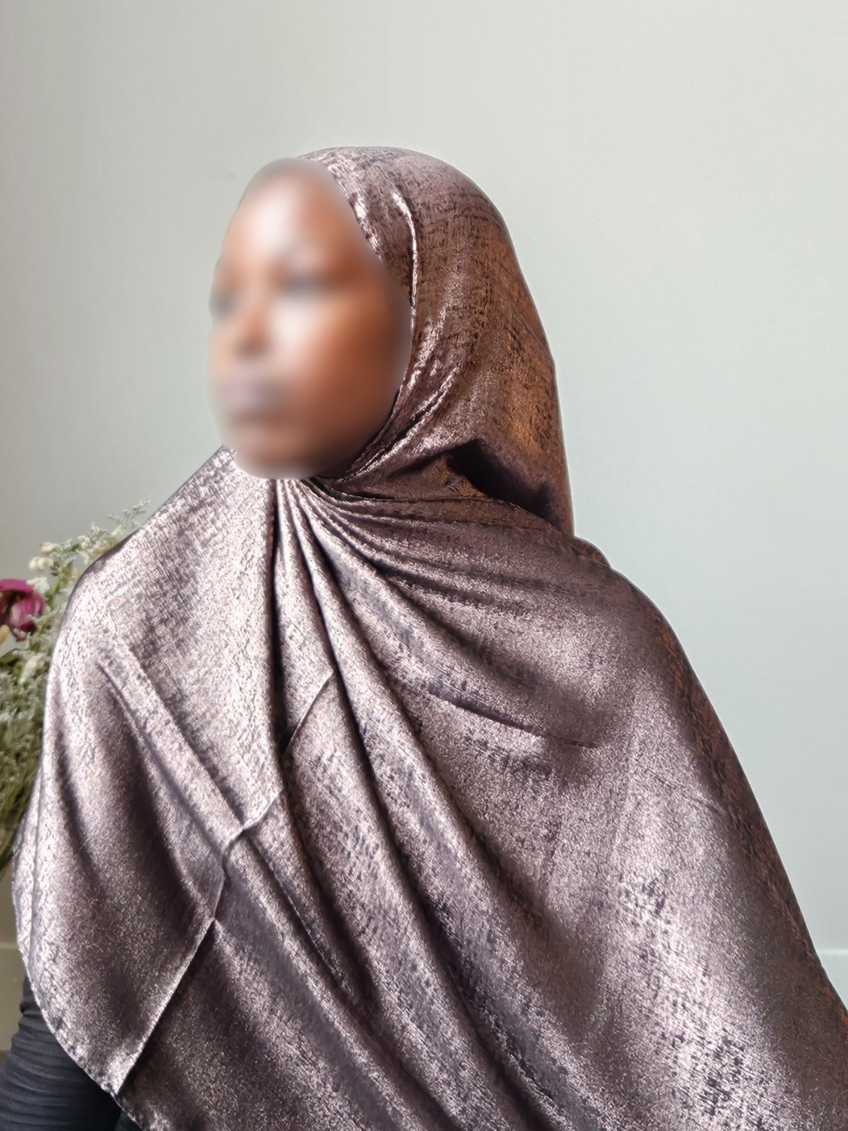 Gleaming Elegance: Metallic Pashmina Scarf Collection