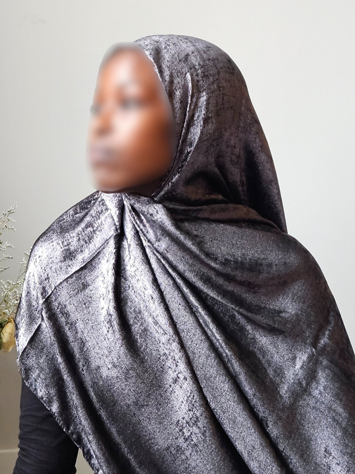 Gleaming Elegance: Metallic Pashmina Scarf Collection
